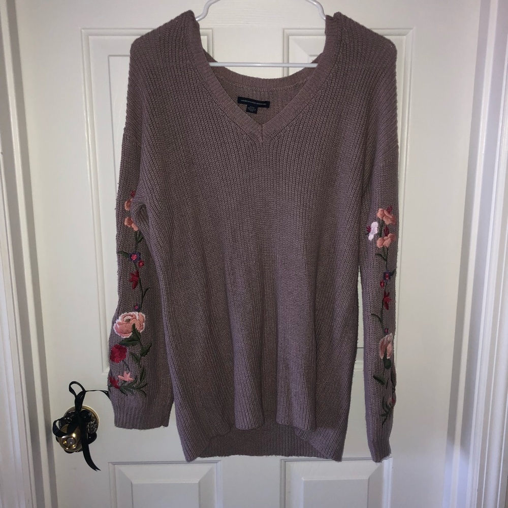 American Eagle Sweater